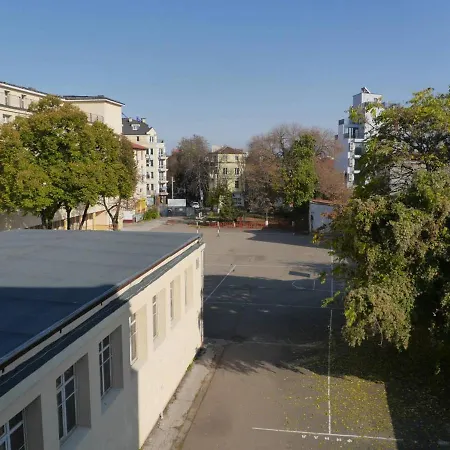 Smart Things Designer At Budapesta Street - Brand New Apartamento