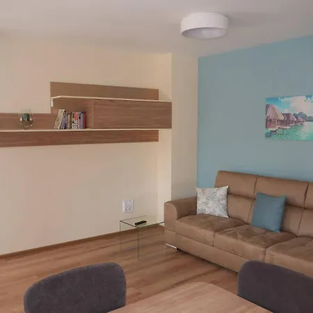 Smart Things Designer At Budapesta Street - Brand New Apartamento *