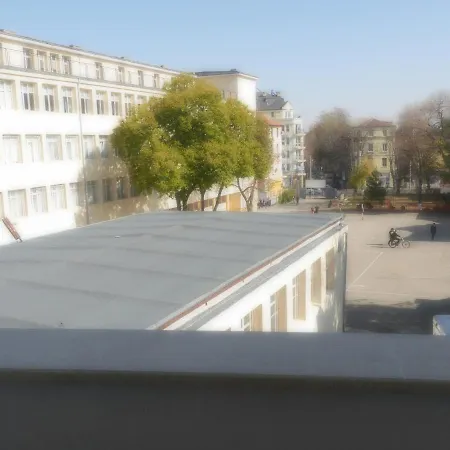 Smart Things Designer At Budapesta Street - Brand New Apartamento